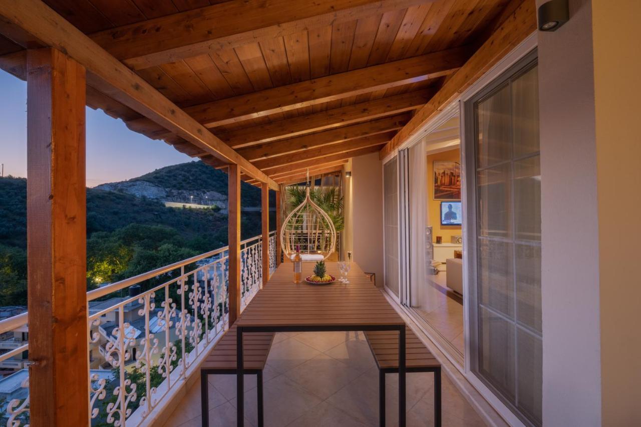 Panoramic View!Penthouse 120Qm Of Sea & Mountain Villa Lutrá Edipszú Kültér fotó